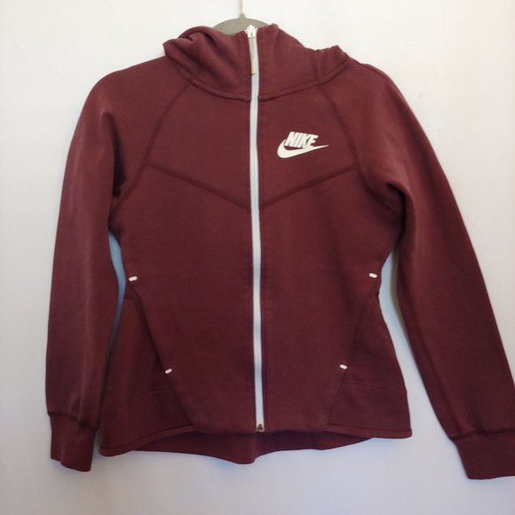 Nike Tops - Nike womens fleece Windrunner full zip hoodie in plum 930759-652 XS